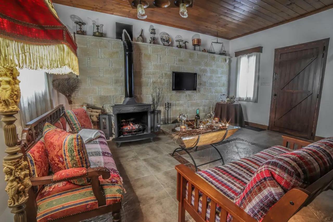 Lofou Traditional House Екстер'єр фото